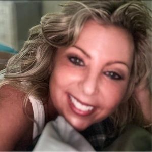 Meet your Posher, Lee